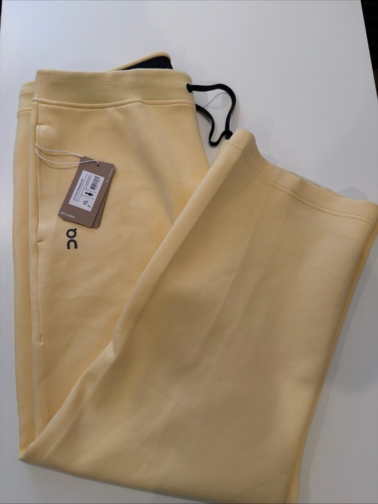On Running Pants - On Running Pale Yellow Track Pants